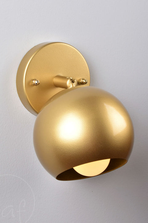 Globo Gold Wall Lamp