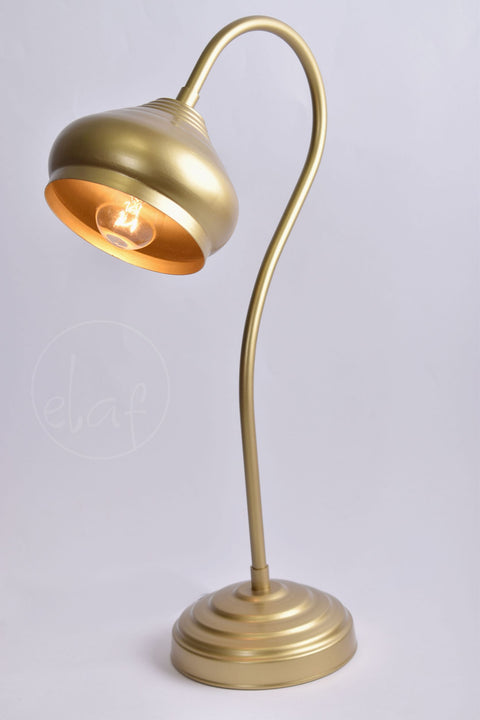 Moulai Plus Gold desk lamp